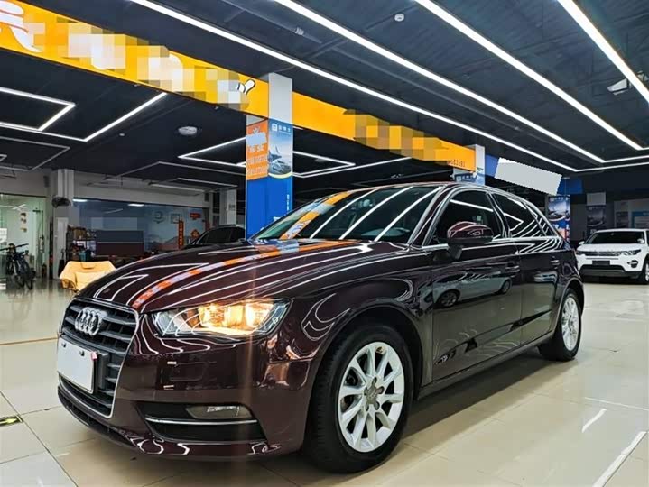 Audi A3 2016 Sportback 35 TFSI — фото 1