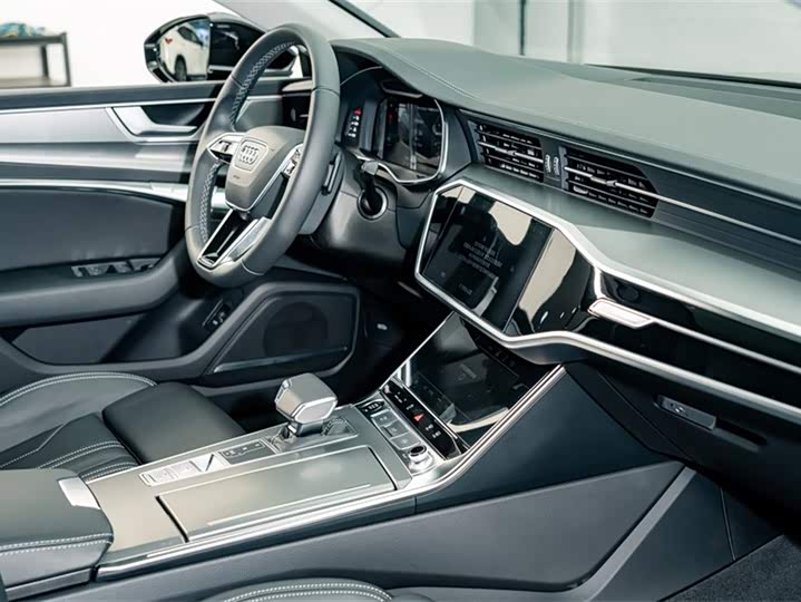 Audi A7 2025 45 TFSI — фото 19