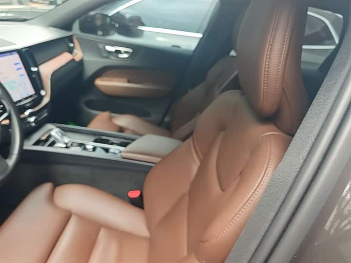 Volvo XC60 Hybrid 2022 T 8 PHEV 4 WD — фото 15