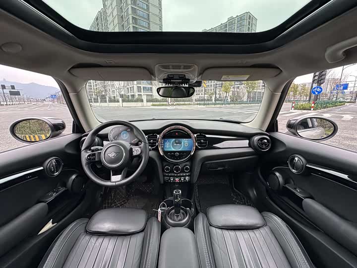 MINI Hatch — фото 15