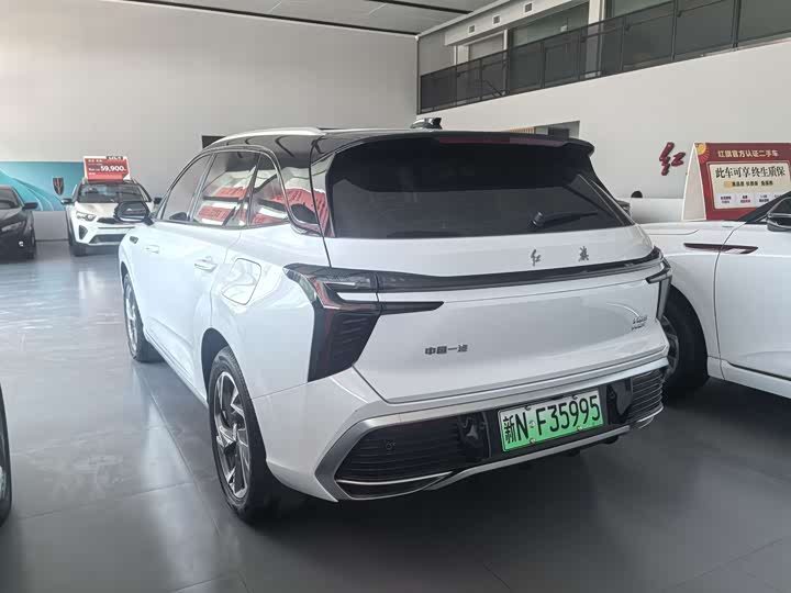 Hongqi HS3 PHEV 2025 117km — фото 9