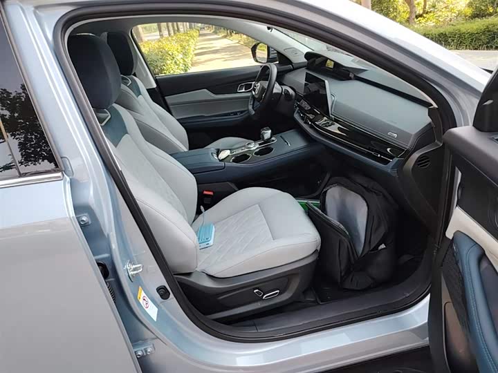 Changan UNI-K 2022 i DD 130km 1.5 T — фото 25