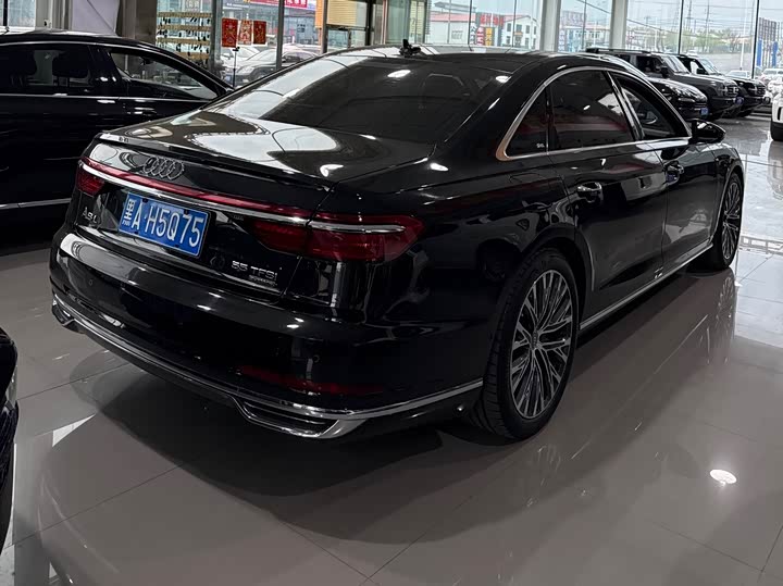 Audi A8 2019 Plus A 8 L 55 TFSI quattro Luxury — фото 3