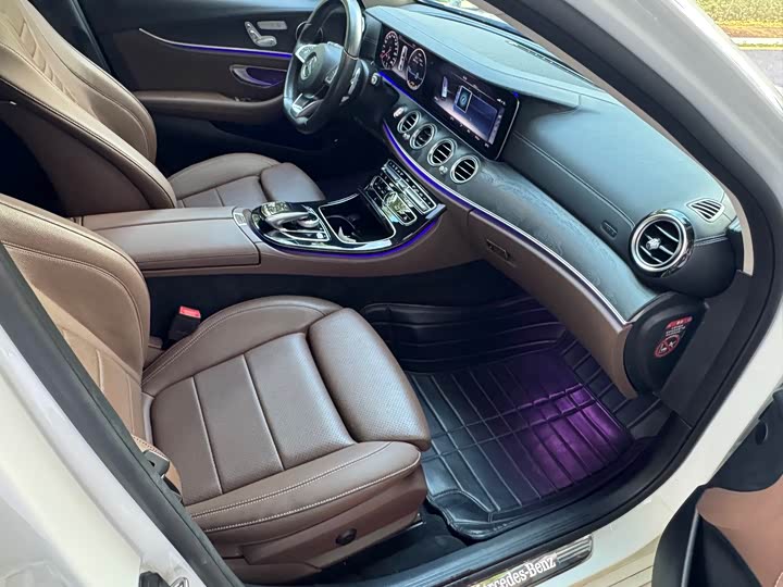 Mercedes-Benz E-Class 2016 E 200 L Sport — фото 13