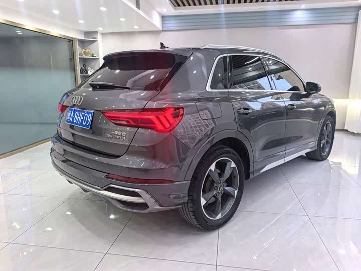 Audi Q3 2023 35 TFSI (1.4 T) — фото 4