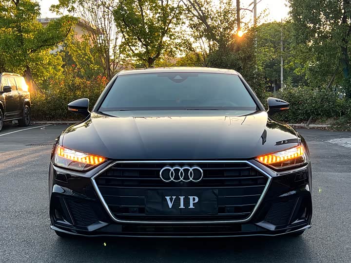 Audi A7 2023 45 TFSI — фото 2