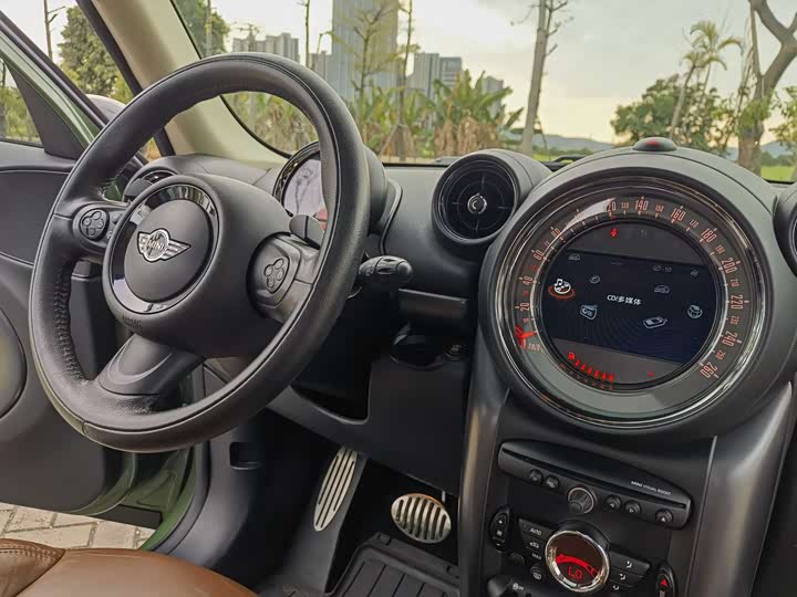 MINI Countryman — фото 15