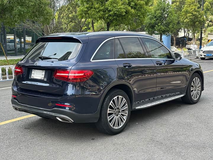 Mercedes-Benz GLC 2017 GLC 260 4 MATIC — фото 9
