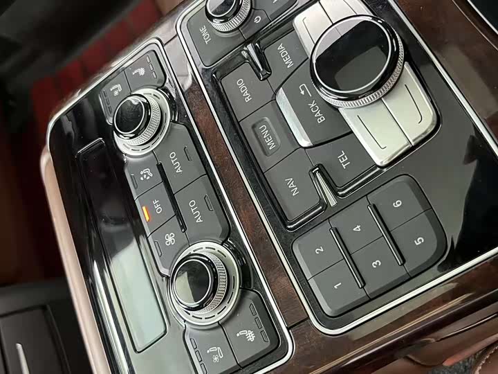 Audi A8 2017 A 8 L 45 TFSI quattro Luxury — фото 16