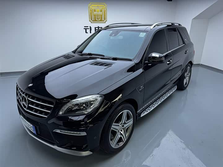 Mercedes-Benz M-Class 2015 AMG ML 63 — фото 7