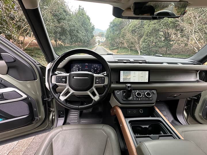Land Rover Defender — фото 8