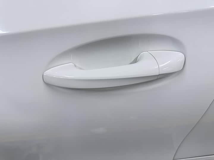 Mercedes-Benz A-Class 2020 A 180 L — фото 7