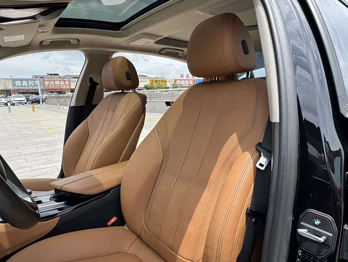 BMW 5-Series 2019 530 Li Leading — фото 15