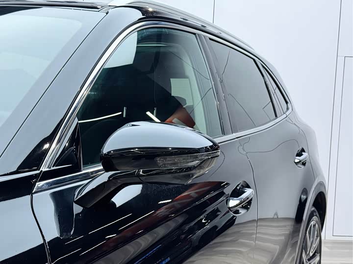 Hongqi HS5 2022 2.0 T 4 WD — фото 27
