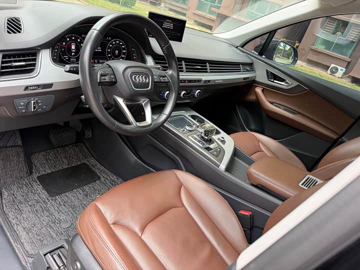 Audi Q7 2018 40 TFSI Comfort — фото 5