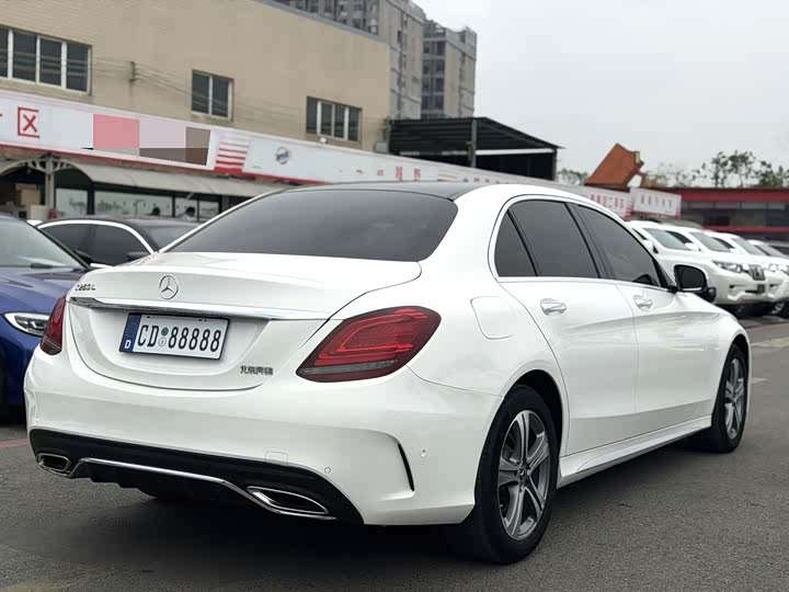 Mercedes-Benz C-Class C 260 L — фото 8