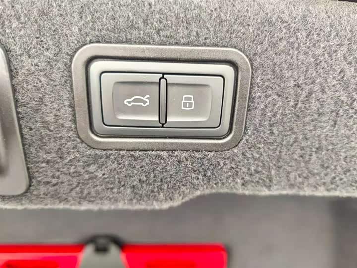 Audi A8 2021 A 8 L 50 TFSI quattro Comfort — фото 17