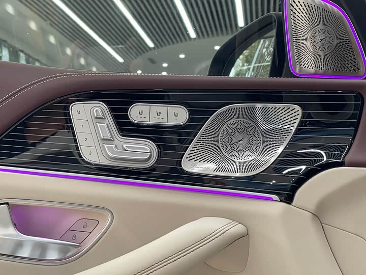 Mercedes-Benz GLS 2023 GLS 450 4 MATIC Luxury — фото 31