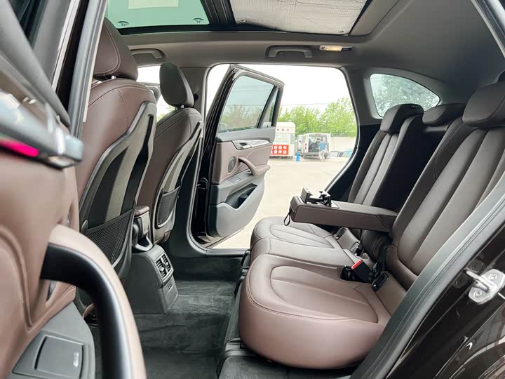 BMW X1 2020 x Drive 25 Li — фото 18