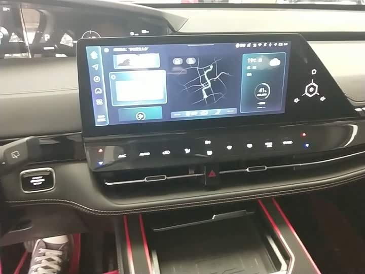 Changan UNI-K 2023 2.0 T 2 WD — фото 13