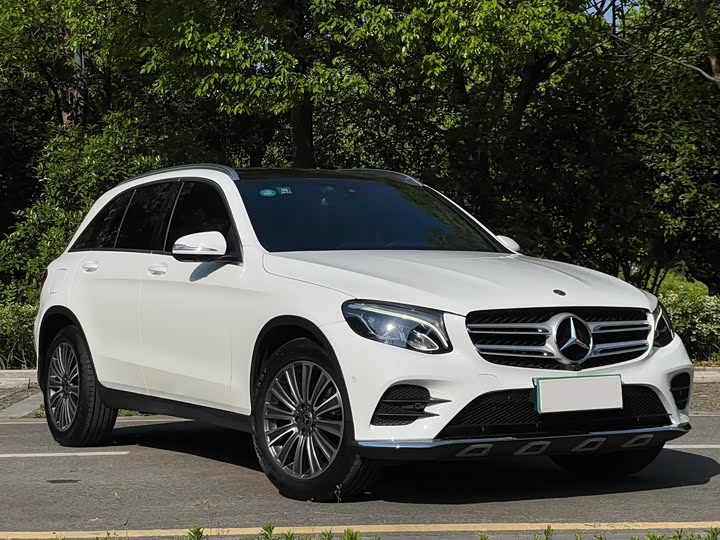 Mercedes-Benz GLC 2017 GLC 260 4 MATIC — фото 3