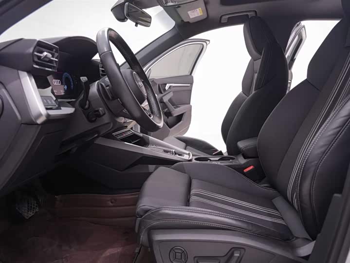 Audi A3 2023 Sportback 35 TFSI Sport — фото 22