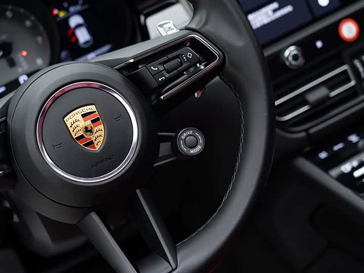 Porsche Macan 2022 Macan S 2.9 T — фото 20