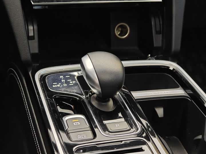 Trumpchi GS8 2020 390 T 2 WD ( ) — фото 17