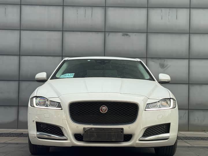 Jaguar XFL 2018 XFL 2.0 T 200 PS — фото 2