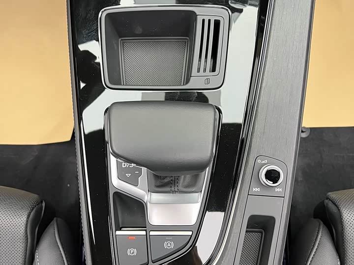 Audi A4L 2023 40 TFSI Bang&Olufsen — фото 13