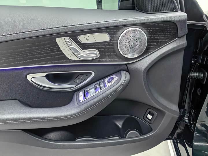 Mercedes-Benz C-Class 2021 C 260 L — фото 9