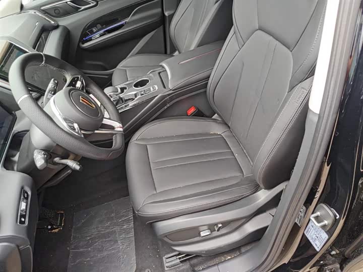 Hongqi HS3 PHEV 2024 115km — фото 15