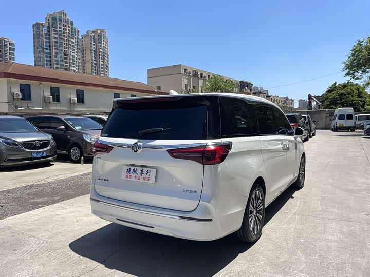 Buick GL 8 2020 ES 653 T Luxury — фото 6