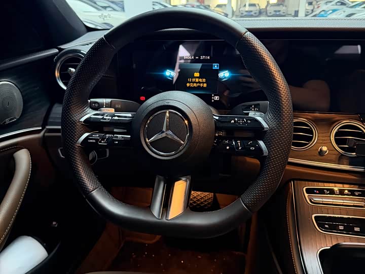 Mercedes-Benz E-Class E 300 L стиль — фото 9