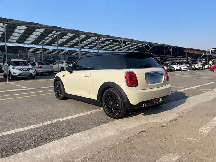 MINI Hatch — фото 10