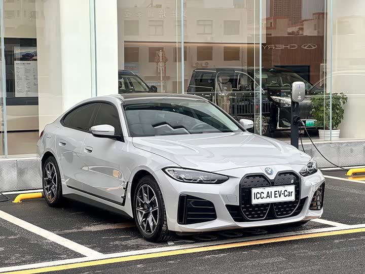 BMW i 4 2023 e Drive 35 — фото 3