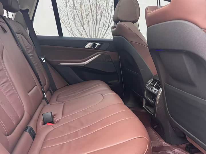 BMW X5 2019 x Drive 40i M — фото 11