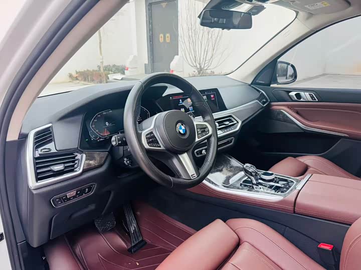 BMW X5 2019 x Drive 40i M — фото 5