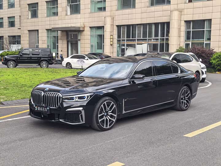 BMW 7-Series 2021 740 Li x Drive M — фото 1