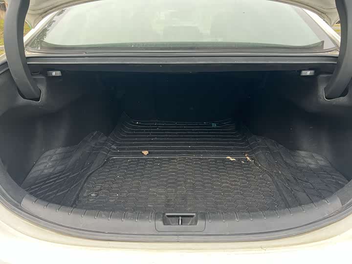 Honda Spirior — фото 15