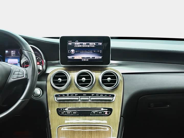 Mercedes-Benz GLC 2019 GLC 260 4 MATIC SUV — фото 12