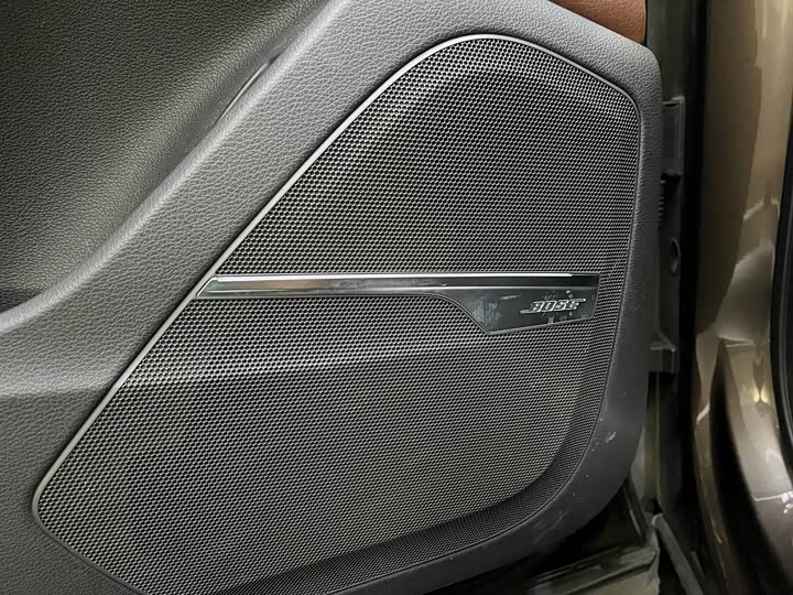 Audi Q7 2019 55 TFSI — фото 26