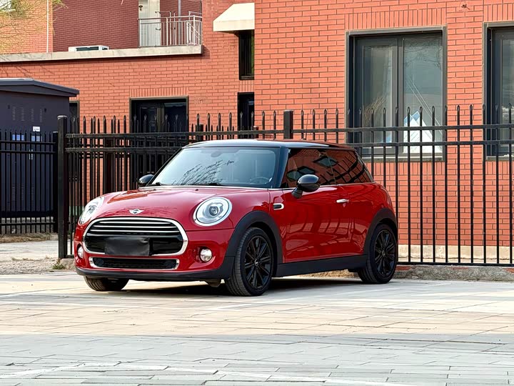 MINI Hatch — фото 1
