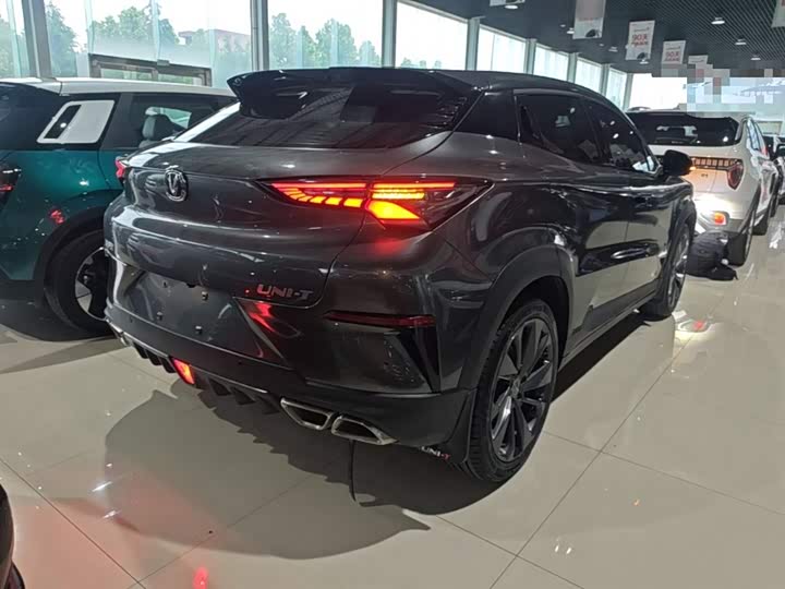 Changan UNI-T 2020 1.5 T Premium — фото 7