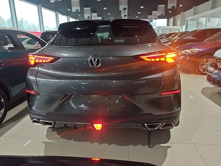 Changan UNI-T 2020 1.5 T Premium — фото 6