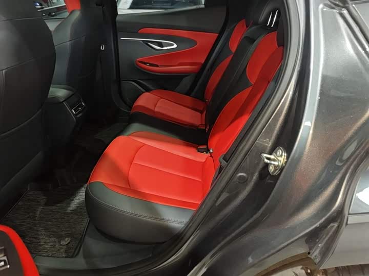 Changan UNI-T 2020 1.5 T Premium — фото 17