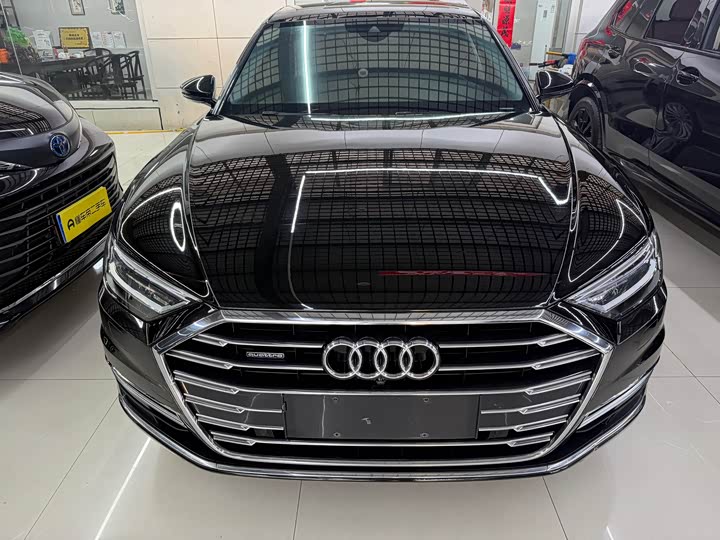 Audi A8 2021 A 8 L 50 TFSI quattro Comfort — фото 10