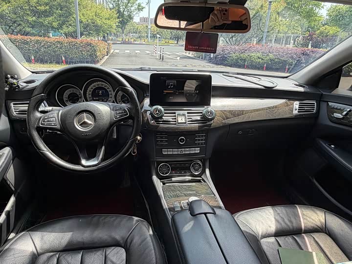 Mercedes-Benz CLS 2015 CLS 320 — фото 5