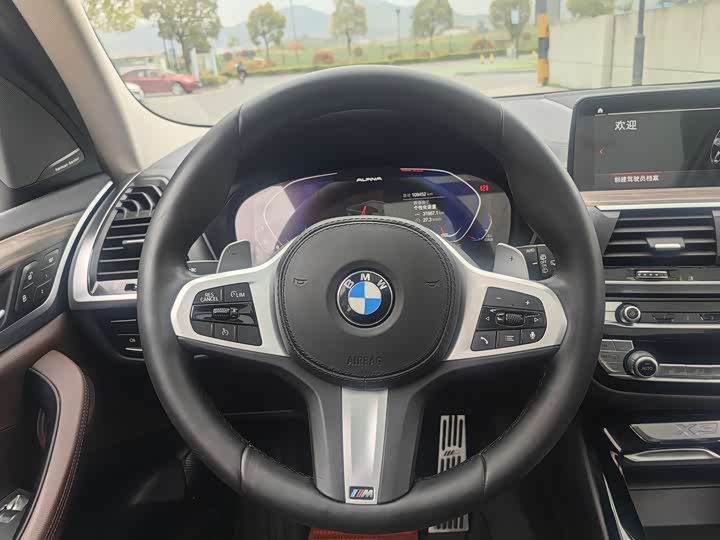 BMW X3 2020 x Drive 28i M — фото 10