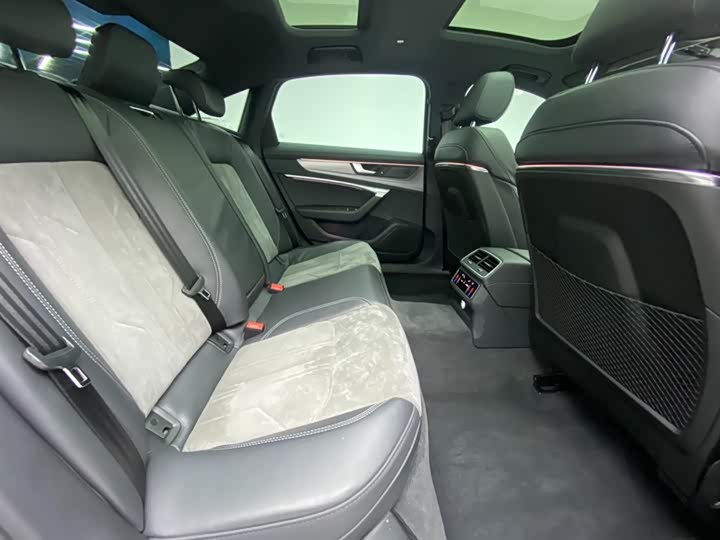 Audi A6L 2022 45 TFSI quattro — фото 26